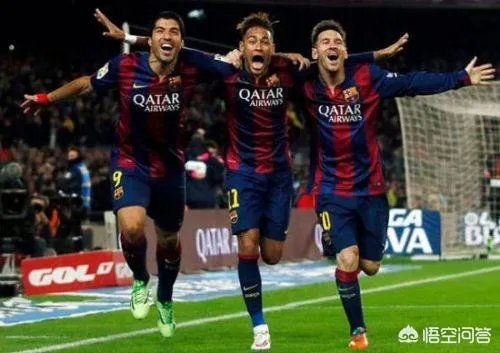 欧冠巴黎遭曼联顽强逆转，看台上的内马尔目瞪口呆，当时他在想什么？