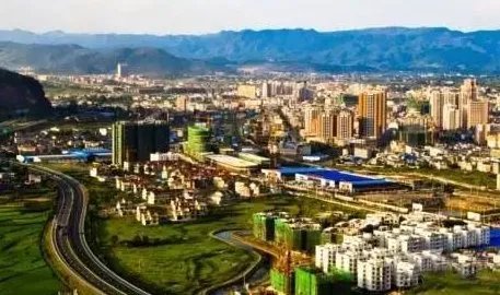 独山县400亿烂尾楼始末