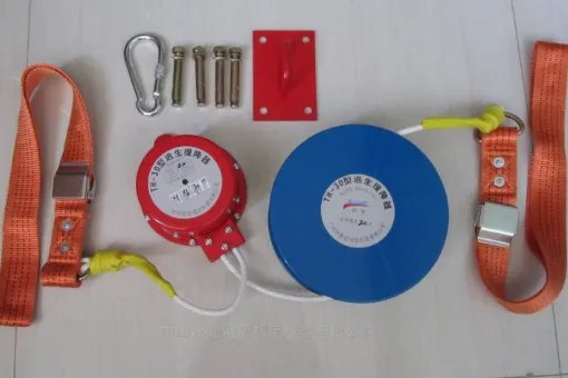 高楼火灾逃生应该准备哪些绳索和工具？