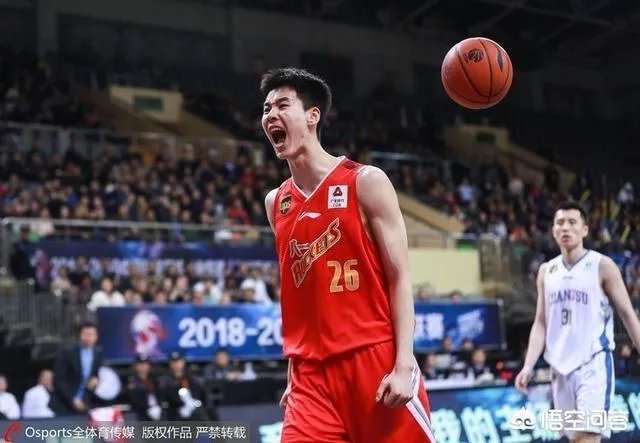 全村新希望，郭昊文将参加耐克篮球峰会，他会成为第二个郭艾伦吗？