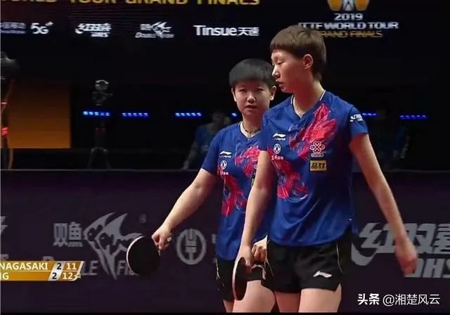 孙颖莎/王曼昱遭遇超级逆转，输日本组合无缘女双决赛，怎么看？