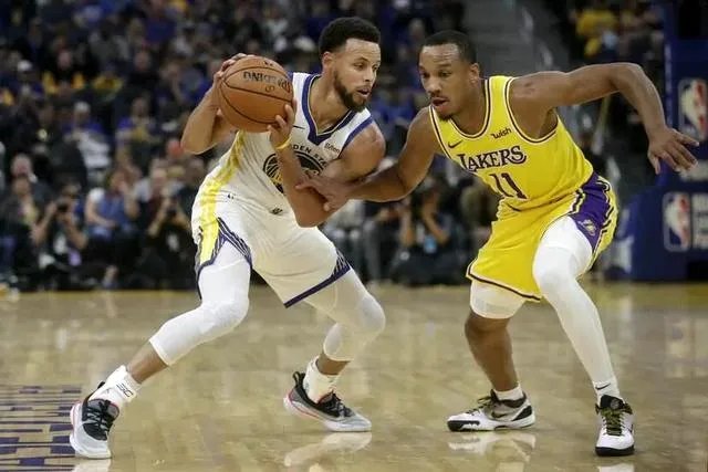 如何看待湖人布拉德利退出复赛，湖人应该怎么办？