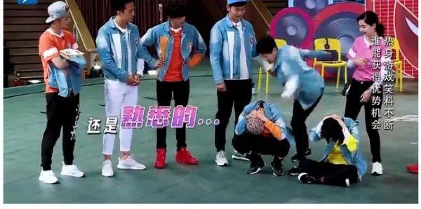 张凯丽为什么打王祖蓝那么狠