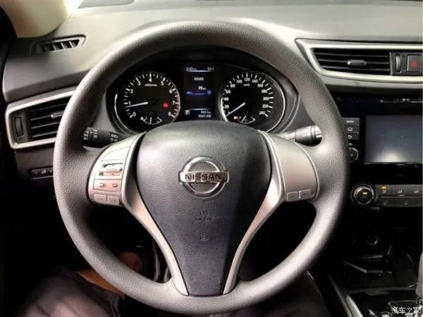 幽静的道路上，记下我与爱车逍客路边的美好时光！