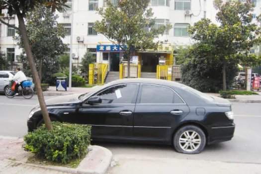 醉酒男子进他人车内休息窒息身亡，车主真的不需要承担责任吗？