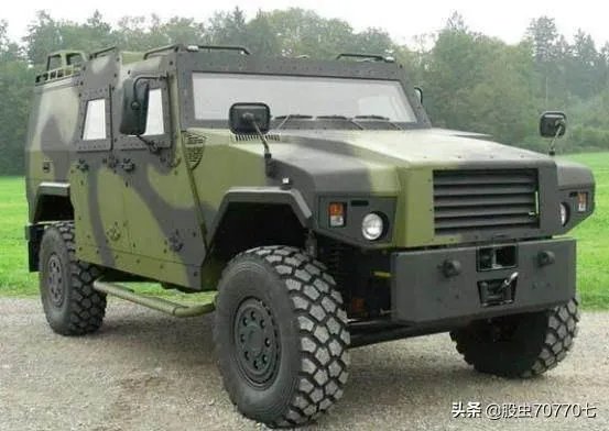 红海行动装甲车图片？