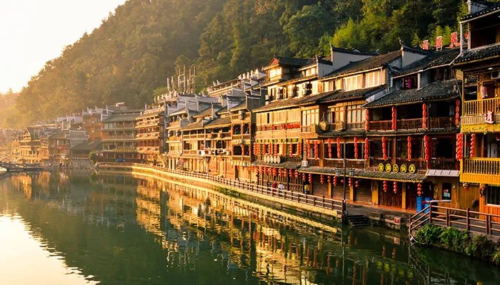 凤凰古城在哪里 凤凰古城在哪个省