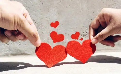 结婚新郎保证书十条有哪些 为难新郎的十问十答有哪些