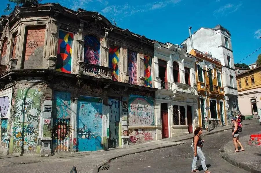 借足球先生卡卡宣布退役，浅谈巴西家居装饰