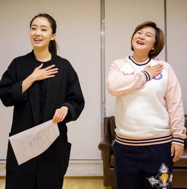 贾玲张小斐晒各自的辣,谁的辣更深得观众的喜欢?