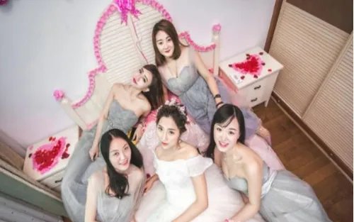 亲妹妹能当伴娘吗 姐妹团可以是已婚的吗