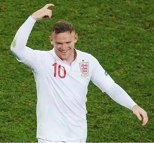 鲁尼植发大概花了多少钱？