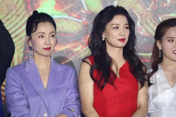 张庭女儿跟钟丽缇女儿