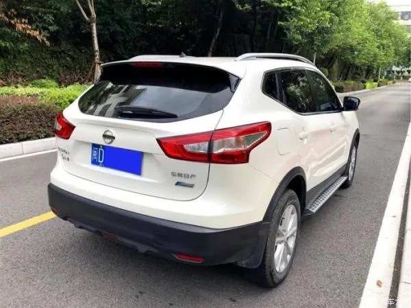 幽静的道路上，记下我与爱车逍客路边的美好时光！