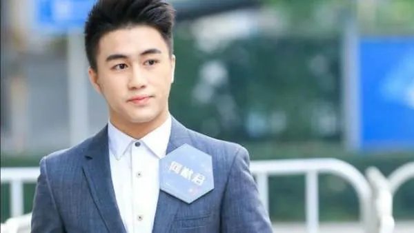 奚梦瑶被何猷君求婚，高富帅都想找什么样的女生？