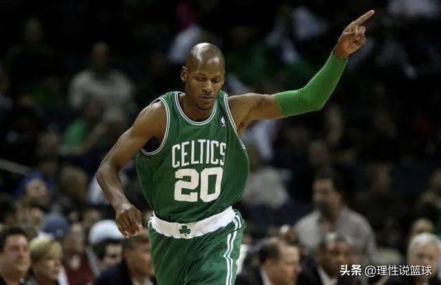 如果雷阿伦不离开凯尔特人加盟热火，凯尔特人会退役他的球衣吗？