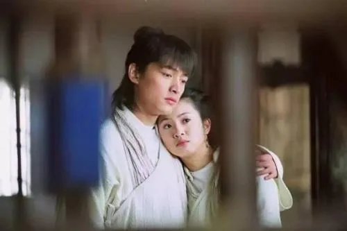 胡歌曾表示很欣赏林依晨，为什么两人却各自安好？