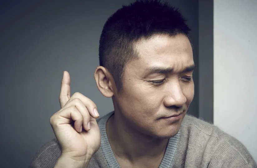 黄志忠与柯蓝恋爱九年之久，柯蓝揭穿黄志忠丑恶嘴脸，为何从不提结婚二字？