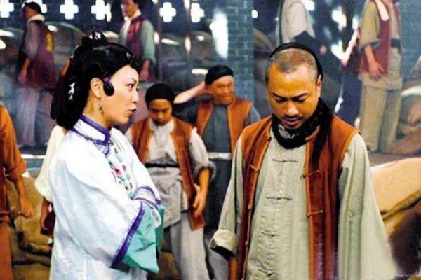 电视剧《巾帼枭雄》中，柴九从乞丐打拼成一代枭雄，他是否有能力取代四奶奶单飞呢？