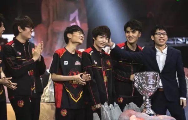 EDG夺得S11冠军全网沸腾，为何很多不关注LOL的人都如此激动？