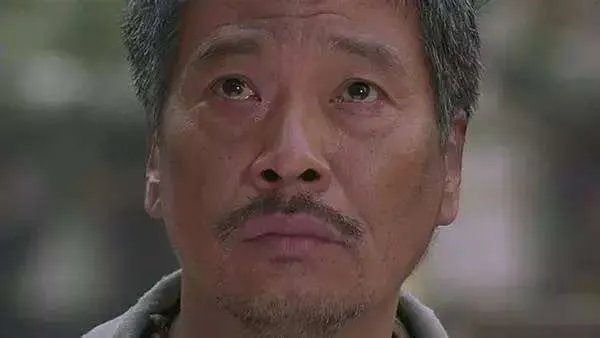 吴孟达曾带一麻袋现金到汶川救助，他的这种精神你感动了吗？