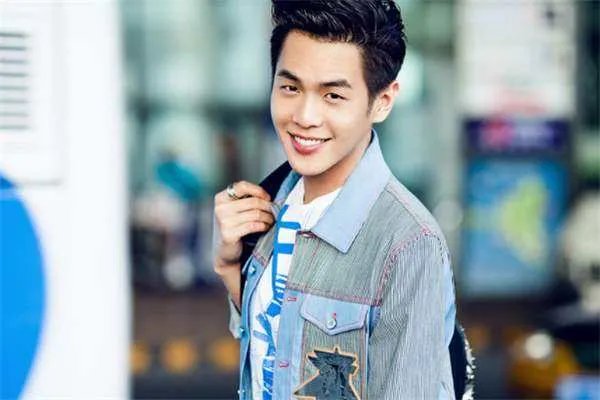 唐艺昕产女张若昀升级当爸，俩人的甜蜜史有没有暴击到你？