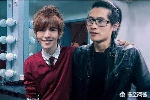 同是80后作家，韩寒和郭敬明作品特点以及区别是什么？他们俩谁更优秀？