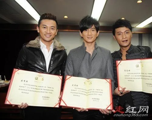 小虎队成员3个人资料年龄 成员基本都是独立发展