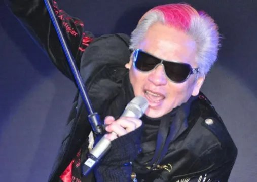 费翔冬天里的一把火春晚是哪一年?