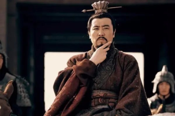 刘备一生错过的两位猛将，一人可定天下，一人可救国，分别是谁？