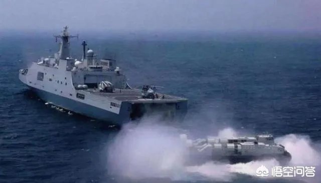 05式两栖步兵战车本身可以海上浮渡，为何还要用726气垫登陆艇运输？