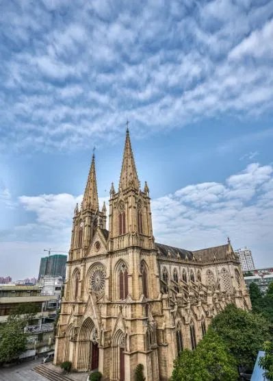 广州有哪些哥特式建筑风格的教堂？