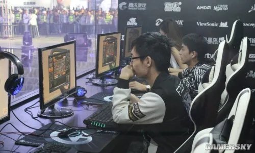 直击《英雄联盟（LOL）》NEST火爆现场 “球王”贝拉依旧波涛汹涌