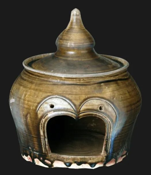 有人倡议建赝品博物馆收集仿品，这种方式是不是好的选择？