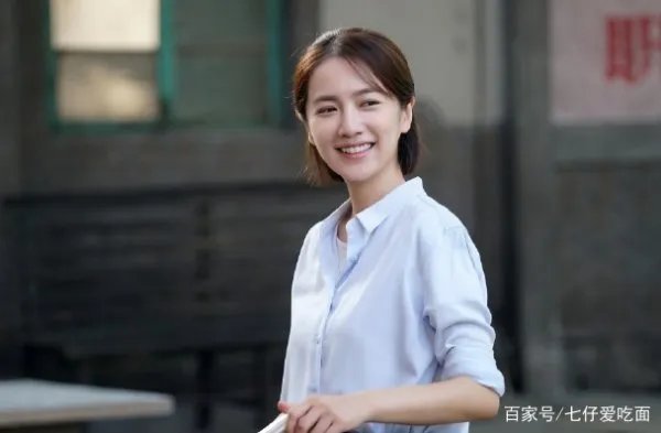 影视剧亲爱的爸妈里面，大女儿江梅和婆婆的行为你如何看待？