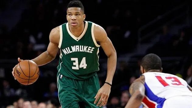 太阳将布莱索交易至雄鹿得到门罗和选秀权，如何评价这个交易？