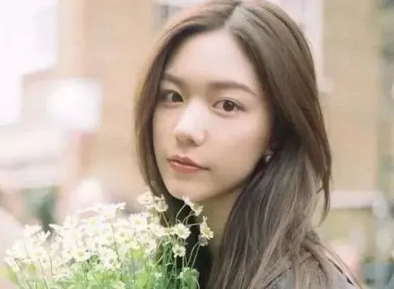 綦美合和王一博是什么关系？王一博有过几段感情经历？