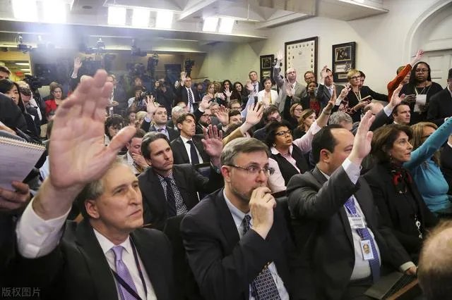 特朗普拒绝承诺「和平交权」，美军方表态：不会介入总统选举，对此你怎么看？