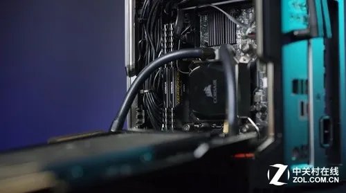 机箱内部构造无敌？海盗船首款PC降临