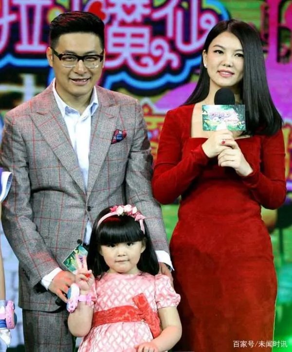 王岳伦发文道歉,李湘却回应三颗心,强势的她为什么会如此低声下气?