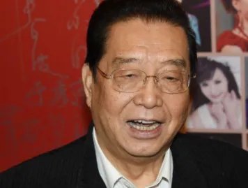 梦鸽下嫁李双江，前后两次流产，是真爱还是另有原因？