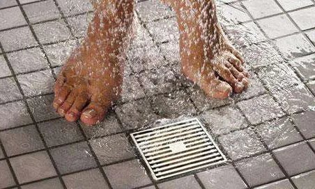 潜水艇地漏怎么样 潜水艇地漏怎样选购