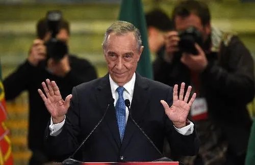 葡萄牙总统跳海救人，是否更值得表扬？