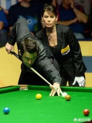 奥沙利文首次参加斯诺克世锦赛打了几轮资格赛？和2018世锦赛资格赛比如何？