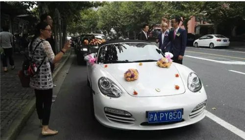 婚庆公司租车要多少钱 各种婚车价目表