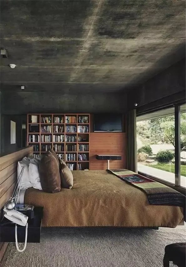 这才是男人的卧室！so man so cool！