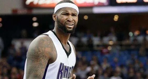 你认为是什么原因导致考辛斯无人问津的？