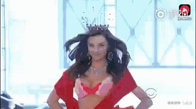 除了奚梦瑶摔跤以外，维密以前还有哪些失误？