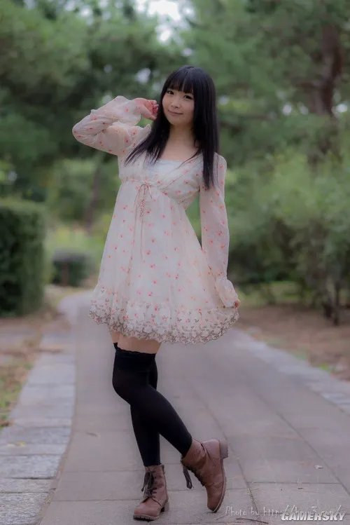 清纯写真团队添新血液 日本Coser茉莉写真欣赏