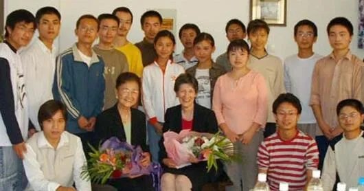 揭秘白云峰妻子 究竟背景如何